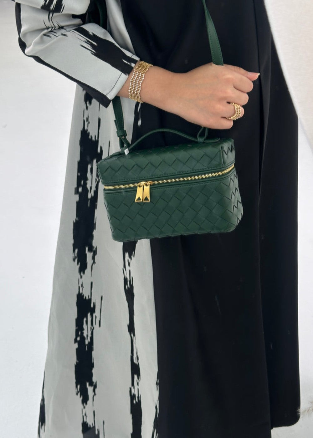 حقيبة آريا